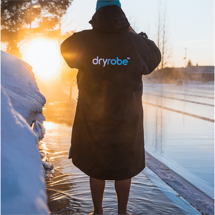 2026 Dryrobe Advance Long Sleeve Changing Robe DALSV3 - Black / Blue ...
