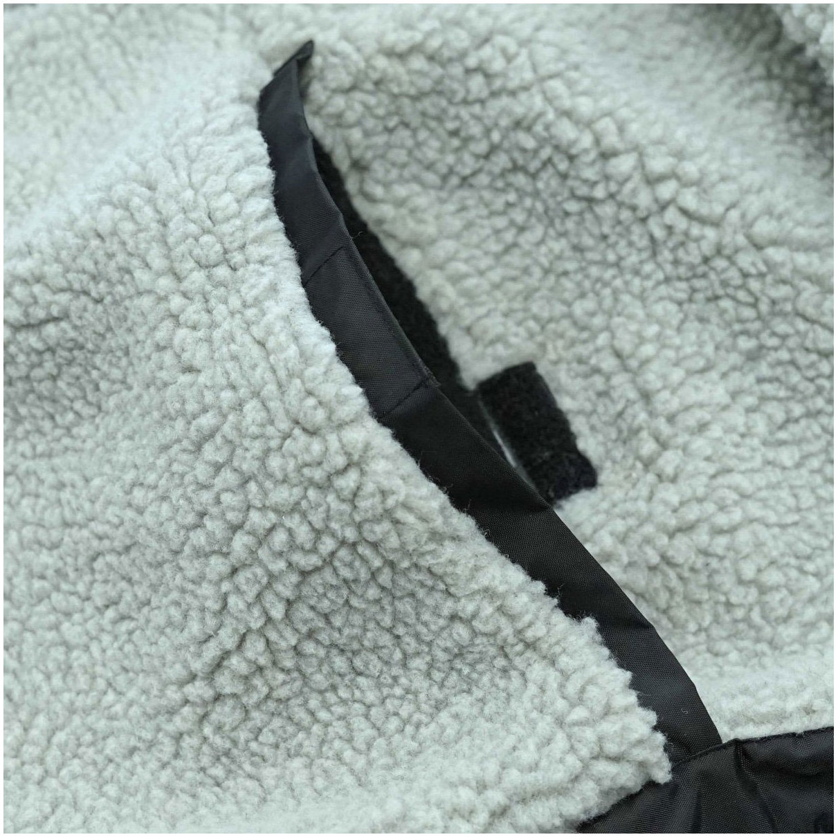 2026 Northcore Beach Basha Sport Long Sleeve Changing Robe / Poncho NOCO24N - Black